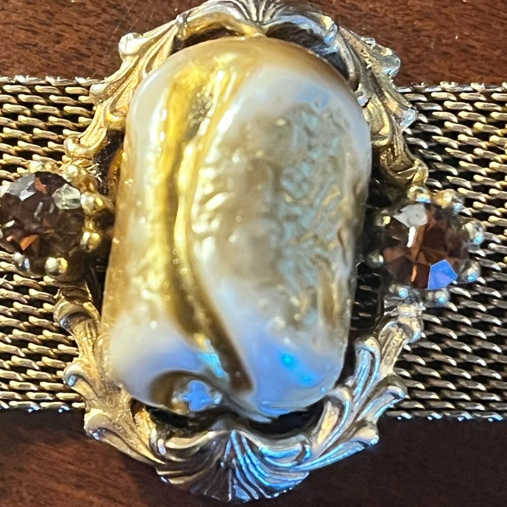 Vintage Gold Tone Mesh Faux Pearl and Rhinestone Bracelet - Picture 9 of 16